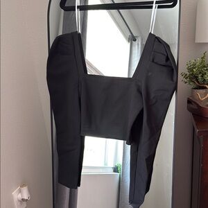 Lulu's Elegant Black Top